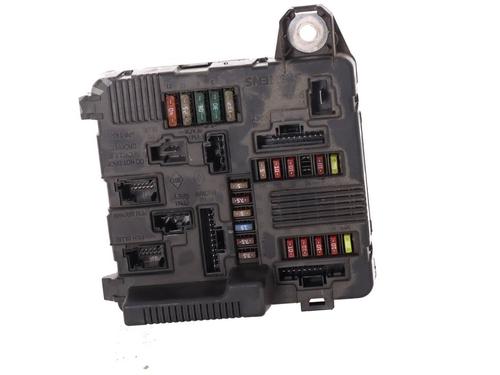 Used Fuse box Fuse box 39596497 39596497
