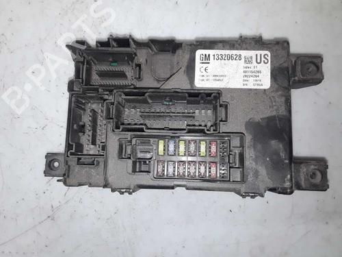 Used Fuse box OPEL CORSA D (S07) [2006-2015]  8570843