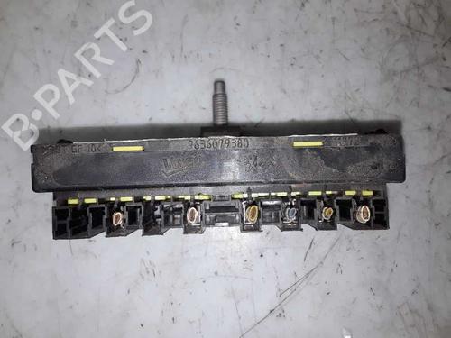 Sikringsdåse CITROËN C4 I (LC_) [2004-2014]  8569946