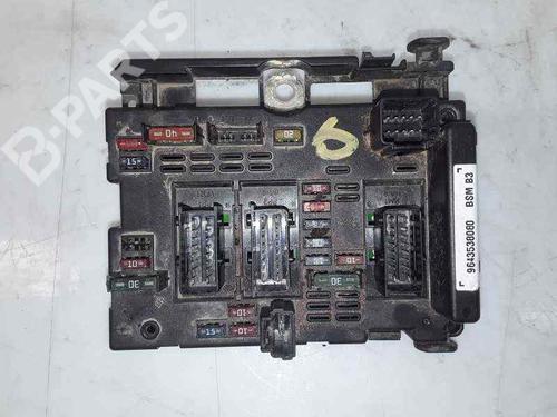 Used Fuse box Fuse box CITROËN XSARA (N1) 2.0 HDi 90 (90 hp) 8577861 8577861