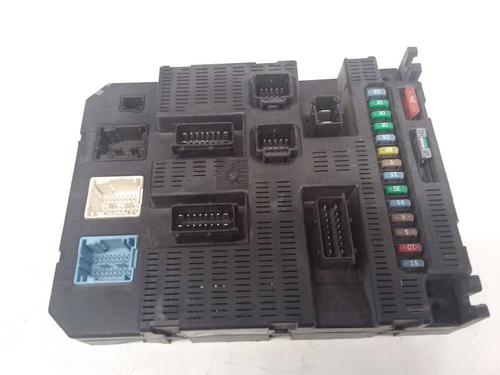 Used Fuse box CITROËN C2 (JM_) 1.4 HDi (68 hp) 8576055