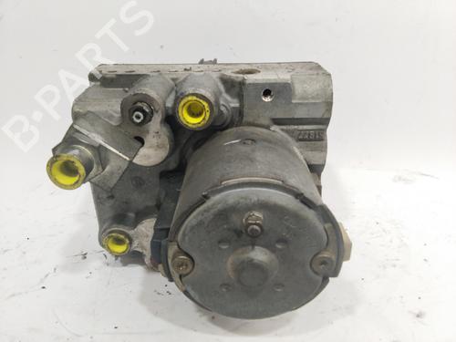 Used ABS pump BMW 5 Touring (E39) 520 i (150 hp) 22632805