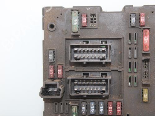 Fuse box PEUGEOT 307 Break (3E) 2.0 HDI 110 | BP16448524E1 