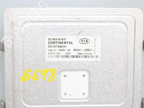 Engine control unit (ECU) KIA NIRO I (DE)  | BP18337401M57 