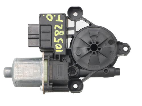 Used Right rear window motor SEAT ARONA (KJ7, KJP) 1.0 TSI (95 hp) 32865792
