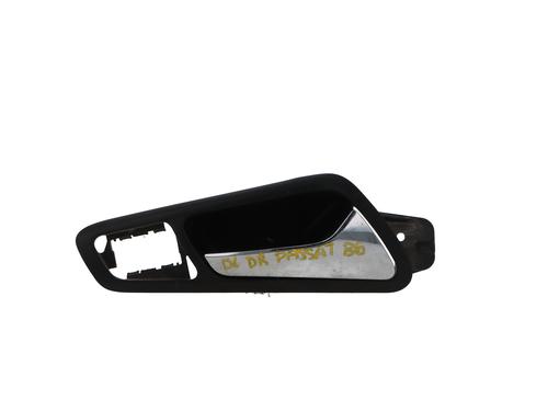 Højre fortil invendig håndtag VW PASSAT B5.5 Variant (3B6) [2000-2005]  30810295