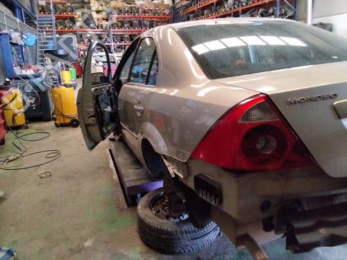 Left mirror FORD MONDEO III (B5Y) 2.0 TDCi | BP17327871C26 