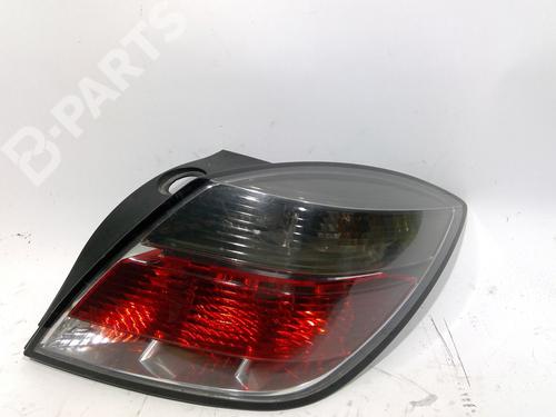 Used Right taillight Right taillight OPEL ASTRA H GTC (A04) [2005-2010] 11026200 11026200