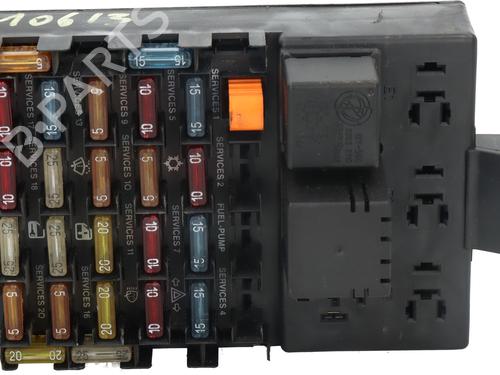 Used Fuse box ALFA ROMEO 166 (936_) 2.4 JTD (936A2B__) (140 hp) 31805635