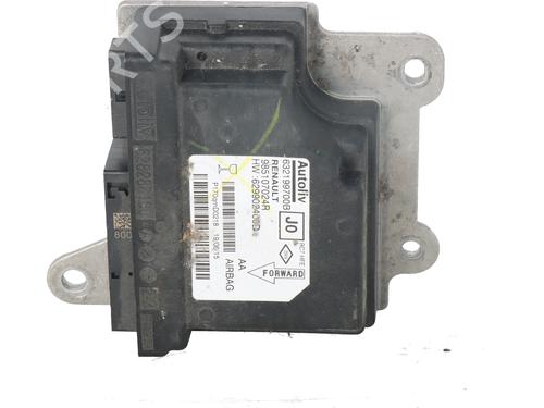 Used ECU airbags ECU airbags RENAULT KADJAR (HA_, HL_) 1.6 dCi 130 (HLA4) (130 hp) 33957974 33957974