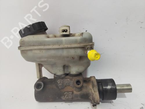 Used Brake master cylinder MERCEDES-BENZ VITO / MIXTO Van (W639) [2003-2025]  21569049