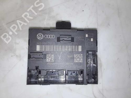 Used Electronic module AUDI A4 B8 (8K2) 2.0 TDI quattro (143 hp) 8577899