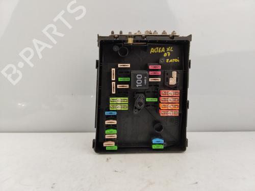 Used Fuse box SEAT ALTEA XL (5P5, 5P8) [2006-2015]  23225143