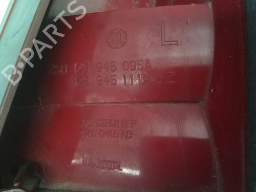 Left taillight SKODA OCTAVIA II (1Z3) 1.6 FSI | BP8582943C34 