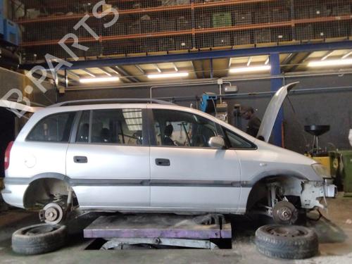 Venstre baglygte OPEL ZAFIRA A MPV (T98) 2.0 DTI 16V (F75) | BP17863587C34 