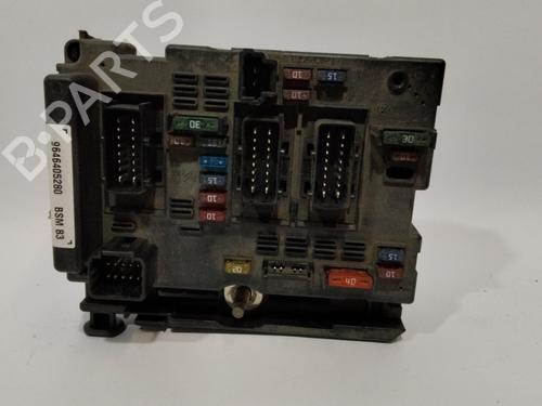 Zekeringkast PEUGEOT 307 (3A/C) [2000-2012]  28961193
