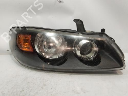 Used Right headlight NISSAN ALMERA II Hatchback (N16) [2000-2026]  31171047