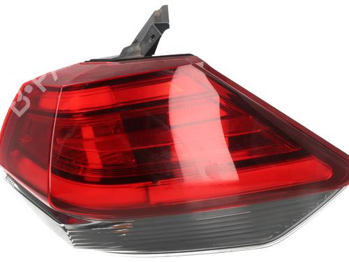 Used Right taillight NISSAN X-TRAIL III (T32_, T32R, T32RR) 2.0 dCi (T32) (177 hp) 31885302