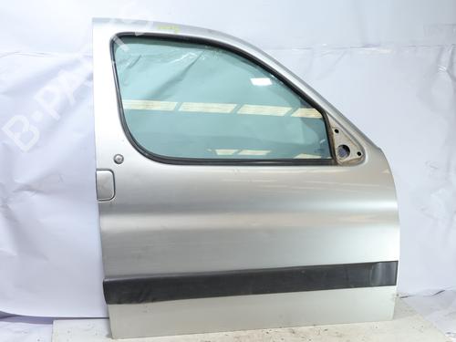 Used Right front door Right front door 37200363 37200363
