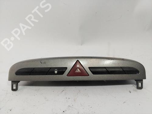 Used Warning switch PEUGEOT 308 I (4A_, 4C_) [2007-2016]  29010296