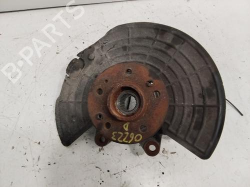 Used Right front steering knuckle MERCEDES-BENZ M-CLASS (W163) [1998-2005]  25938250