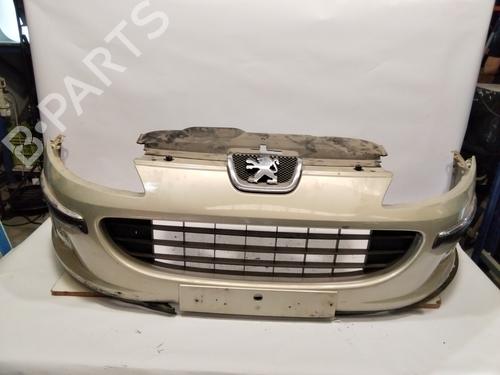 Used Front bumper PEUGEOT 407 (6D_) 2.0 (6DRFNB, 6DRFNE) (136 hp) 28330761