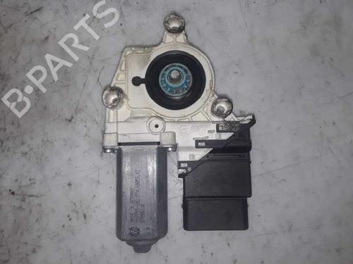 Right rear window motor VW GOLF V (1K1) 1.4 TSI | BP8572121E22 