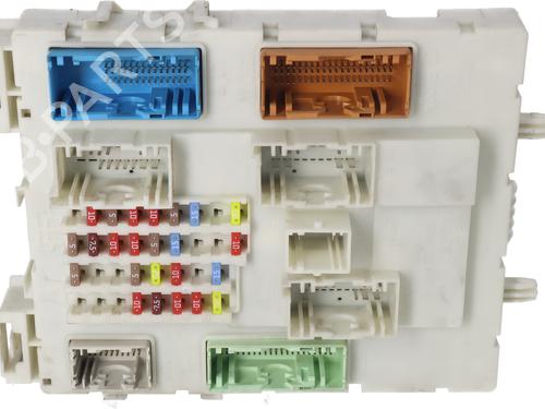 Used Fuse box Fuse box VOLVO V40 Hatchback (525) D2 (114 hp) 33411795 33411795