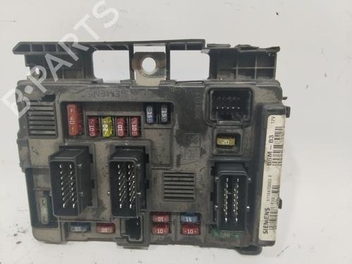 Used Fuse box CITROËN C5 I (DC_) 2.0 HDi (DCRHZB, DCRHZE) (109 hp) 22273718