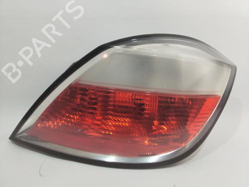 Used Right taillight OPEL ASTRA H (A04) [2004-2014]  21595374