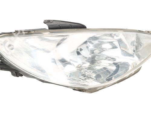 Right headlight PEUGEOT 206 SW (2E/K) 1.6 HDi 110 | BP31881802C29