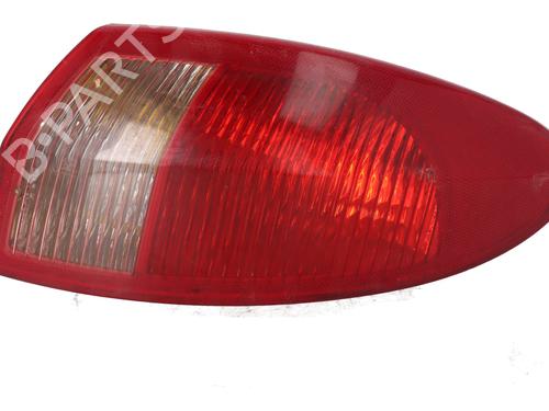 Used Right taillight Right taillight ALFA ROMEO 147 (937_) 1.9 JTDM (937.AXD1A, 937.AXV1A, 937.BXB1A) (115 hp) 36649090 36649090