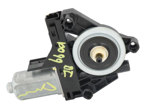 Used Left front window motor VOLVO V40 Hatchback (525) D3 (150 hp) 30961816