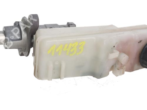 Used Brake master cylinder Brake master cylinder 37235203 37235203