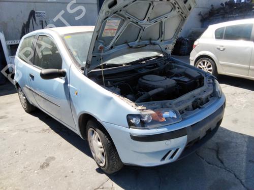 Brugte FIAT PUNTO (188_) 1.2 16V 80 (188.233, .235, .253, .255, .333, .353, .639,... 4559382