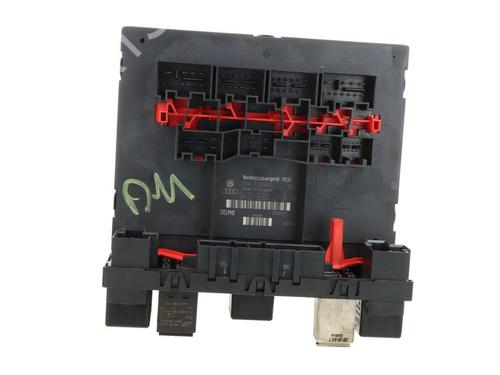 Used Fuse box Fuse box 38922907 38922907
