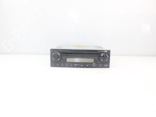 Used Radio SEAT IBIZA III (6L1) [2002-2009]  17320479