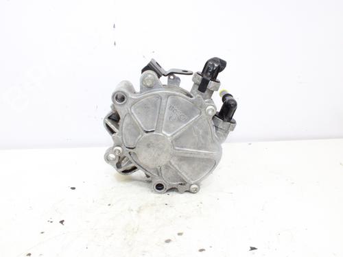 Used Vacuum pump CITROËN C6 (TD_) 2.7 HDi (204 hp) 13615874
