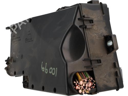 Zekeringkast VOLVO V40 Hatchback (525) D3 | BP29905781E1 