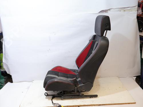 Right front seat VW GOLF VI (5K1) | BP37690442C16 - Image 4