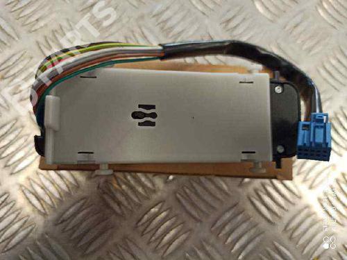 Used Left front window switch Left front window switch MERCEDES-BENZ C-CLASS (W203) [2000-2007] 8566945 8566945