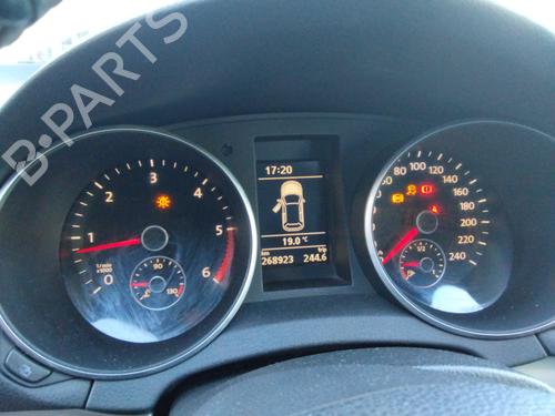 Bagtil kofangere VW GOLF VI (5K1)  | BP30687842C8 