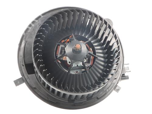 Used Heater blower motor SKODA OCTAVIA III Combi (5E5, 5E6) 1.8 TSI (180 hp) 32724442