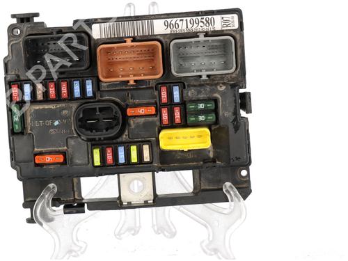 Used Fuse box CITROËN C3 Picasso (SH_) [2008-2025]  29176464