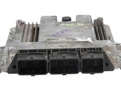 Used Engine control unit (ECU) OPEL VIVARO A Bus (X83) [2001-2015]  31694654