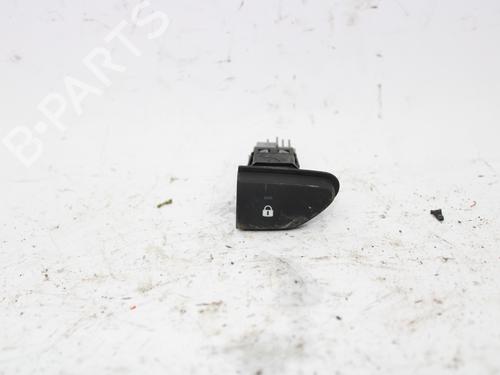 Used Switch RENAULT CAPTUR I (J5_, H5_) [2013-2025]  11947019