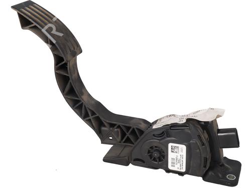 Used Pedal Pedal 37438205 37438205