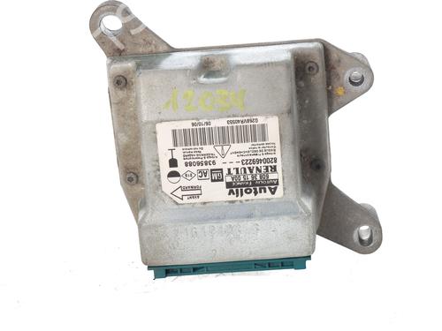 ecu-airbags-nissan-primastar-van-x83-2002-37071742 main image
