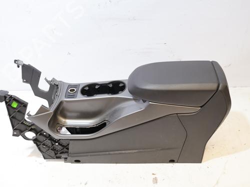 armrest-center-console-ford-kuga-ii-dm2-2012-37439596 main image