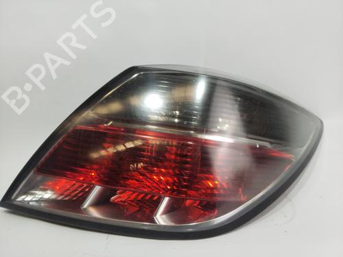 Høyre baklys OPEL ASTRA H GTC (A04) [2005-2010]  23072186